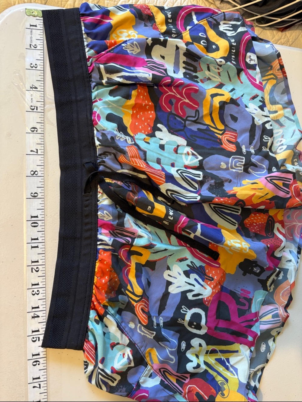 Janji Womens Running Shorts AFO Size XL Athletic Colors Pattern Fitness Training - Picture 10 of 13